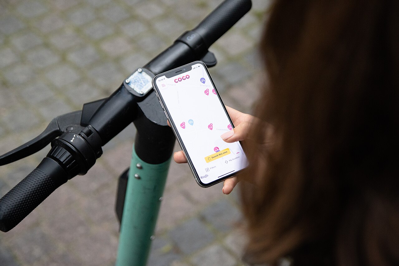 Tablet layout adaptation for a cycling retailer